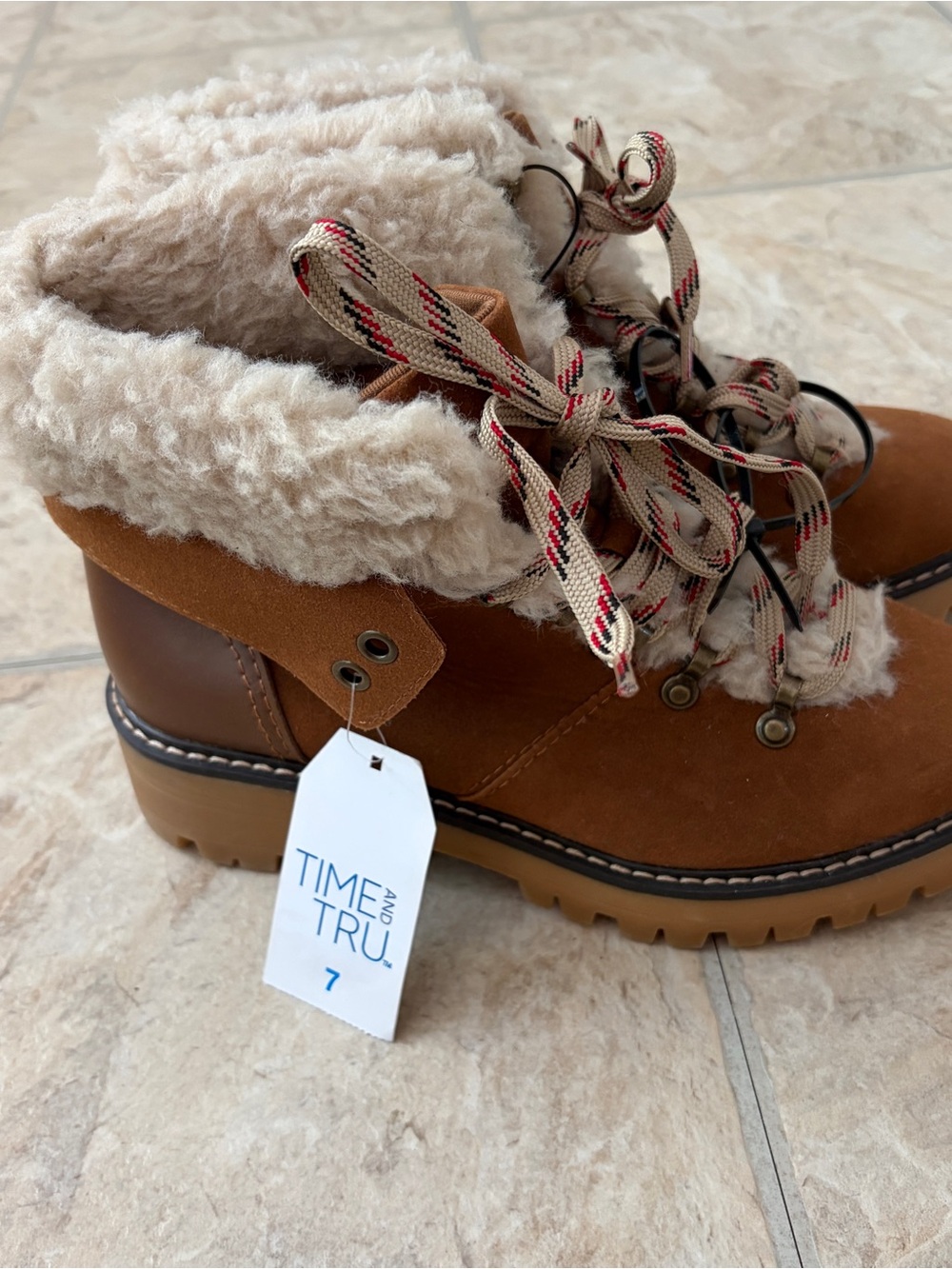 NWT Time and Tru Tan Sherpa Lined Hiking Boots Size 7 Cozy Winter Boots Gorpcore - Picture 5 of 7